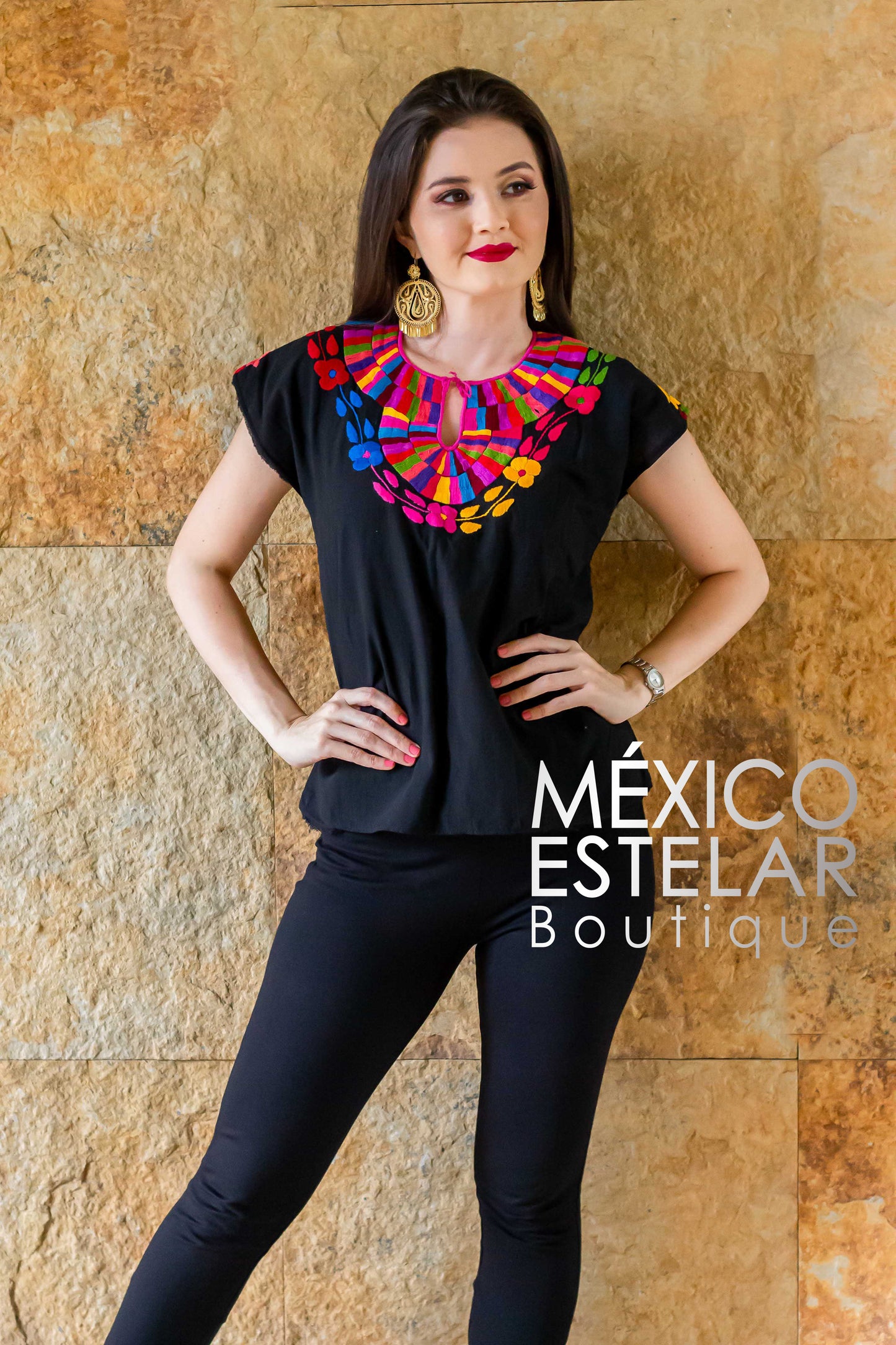 Blusa Mosaik Hecha a mano Negra