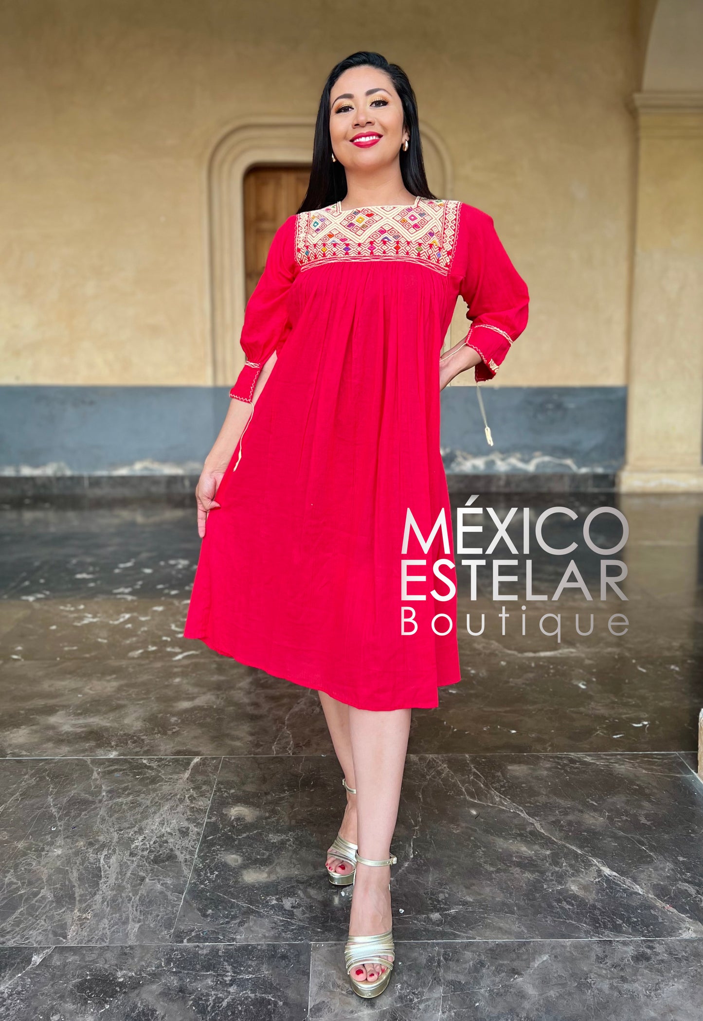 Vestido Largo San Andrés con brocado a mano.