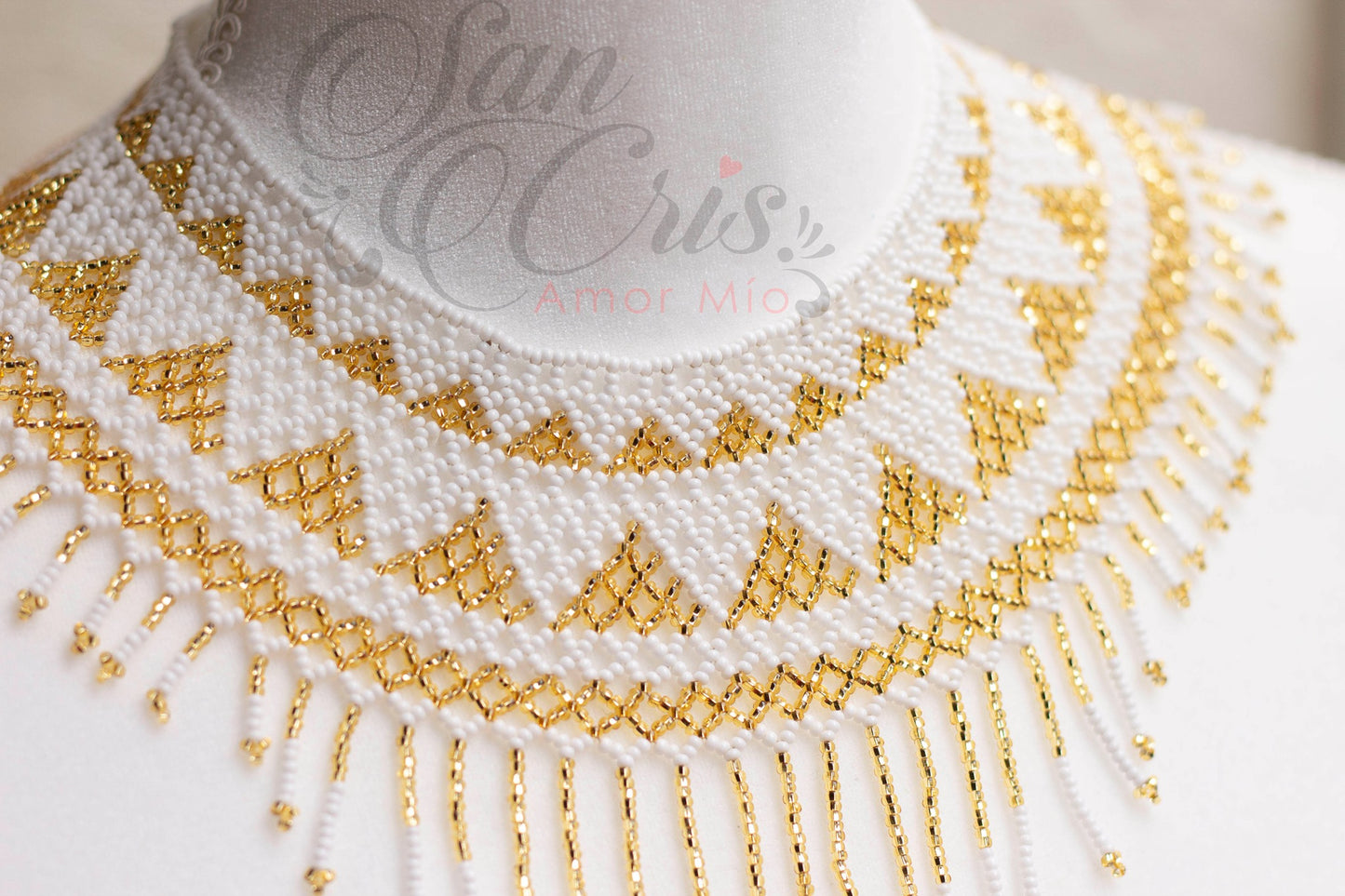 Collar Colosal Flecos Chaquiras / Hecho a Mano