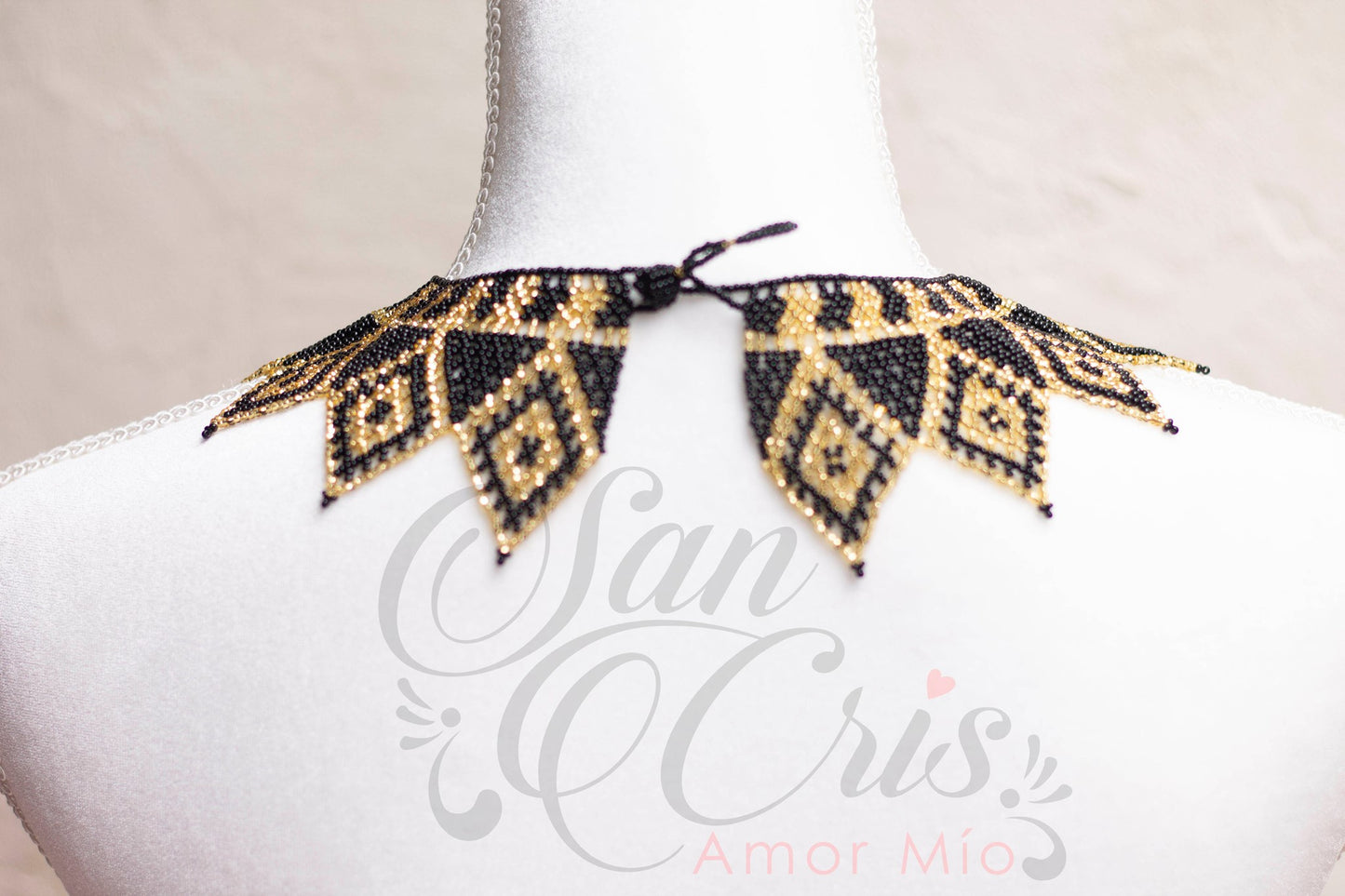Collar Picos Chaquiras / Hecho a Mano