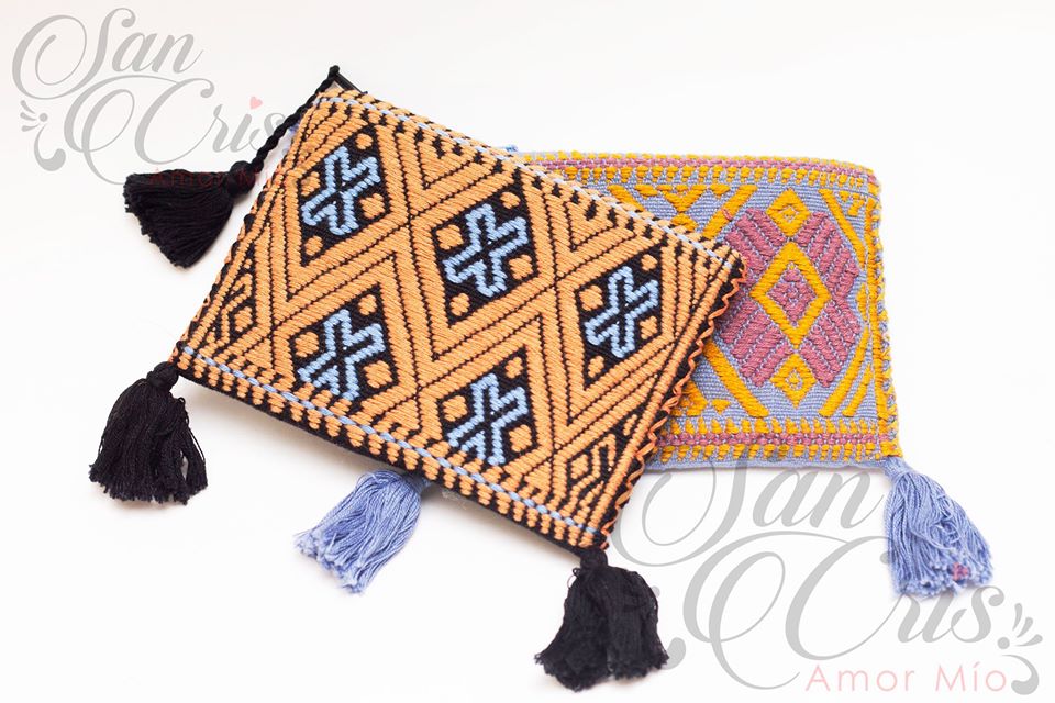 Bolsa / Monedero Telar / Espuma Rellena / Hecha a mano.